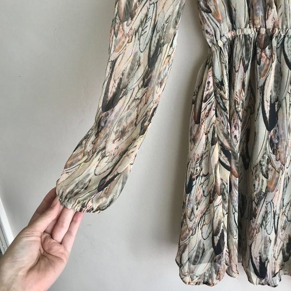 Sugar + Lips / Feather Design Long Sleeve Dress - Picture 6 of 11